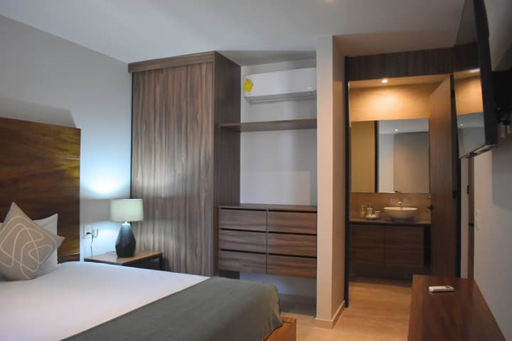 Kaab South Beach by The Spot Rentals