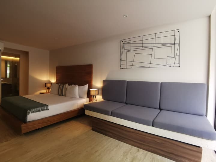 Kaab South Beach by The Spot Rentals