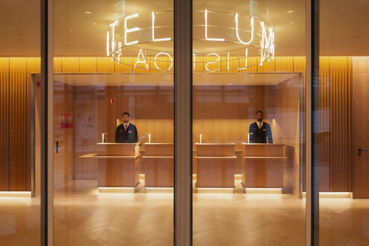 Lumen Hotel & The Lisbon Light Show
