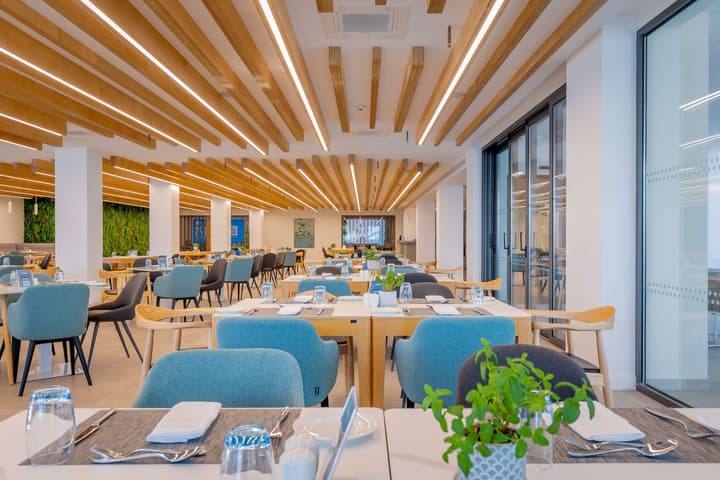 Radisson Beach Resort Larnaca