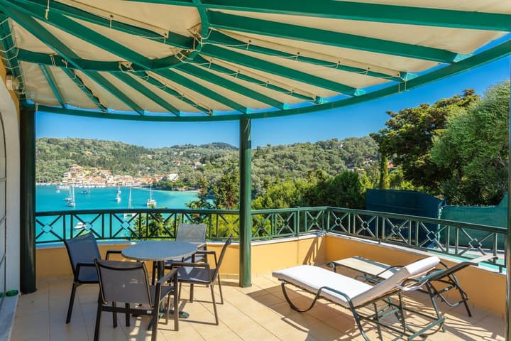 Thanasis Large Private Pool Walk to Beach Sea Views A C - 265