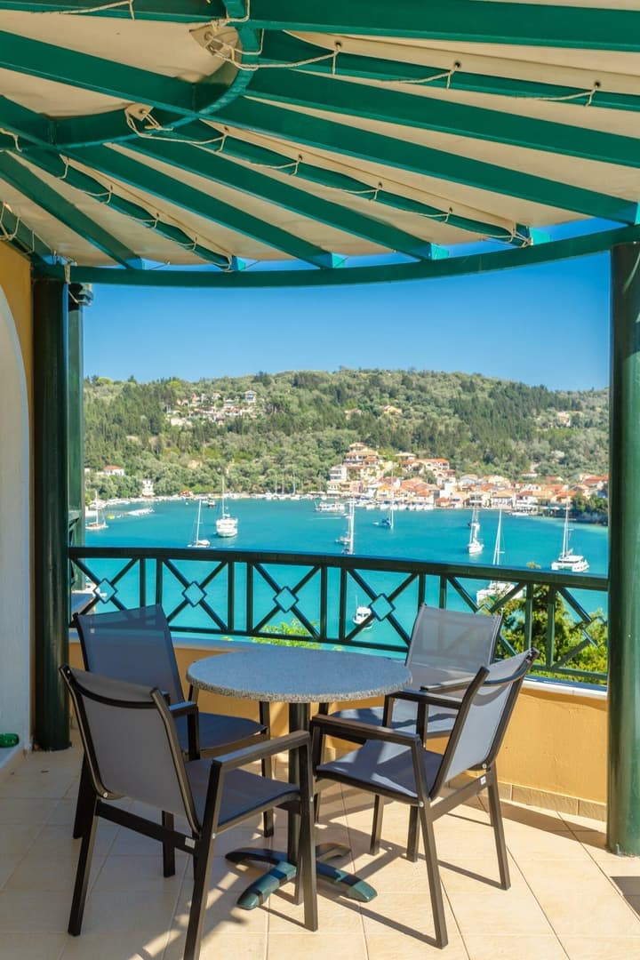 Thanasis Large Private Pool Walk to Beach Sea Views A C - 265