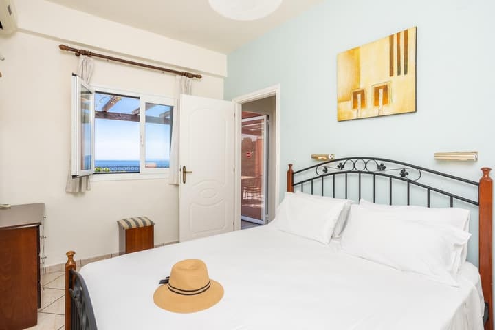 Villa Youla Large Private Pool Walk to Beach Sea Views A C Wifi Car Not Required - 1025