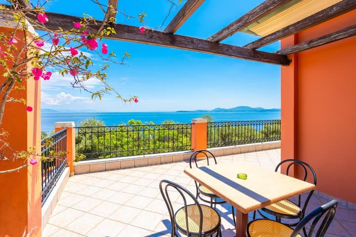 Villa Youla Large Private Pool Walk to Beach Sea Views A C Wifi Car Not Required - 1025