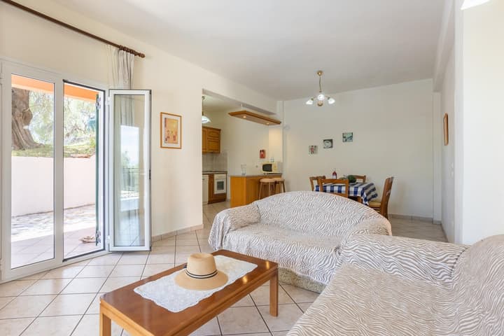 Villa Youla Large Private Pool Walk to Beach Sea Views A C Wifi Car Not Required - 1025