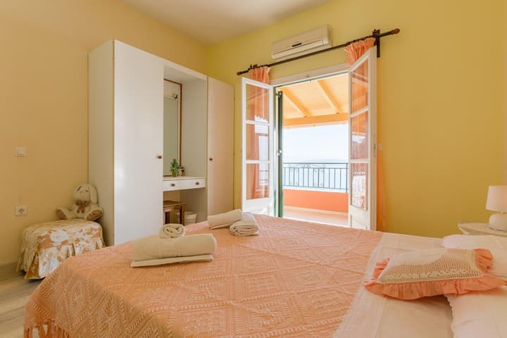 Villa Aris Large Private Pool Walk to Beach Sea Views A C Wifi - 2453