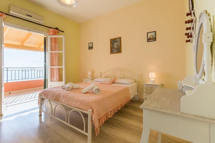 Villa Aris Large Private Pool Walk to Beach Sea Views A C Wifi - 2453