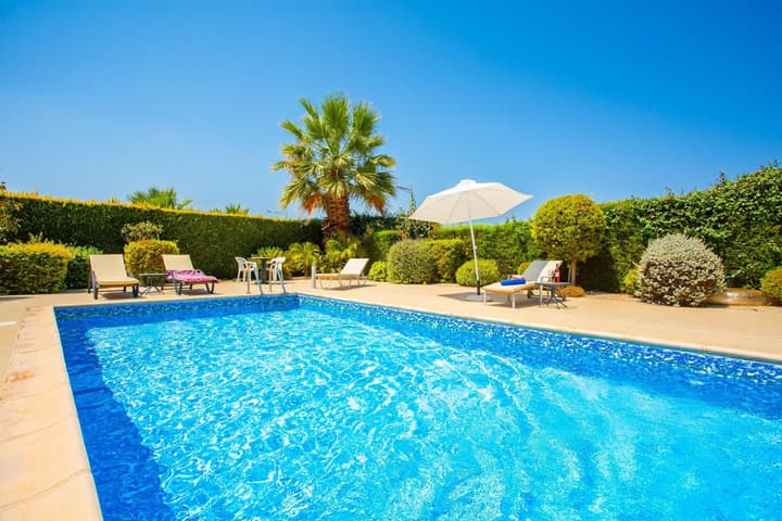 Villa Fortuna Large Private Pool Walk to Beach Sea Views A C Wifi Car Not Required - 2630