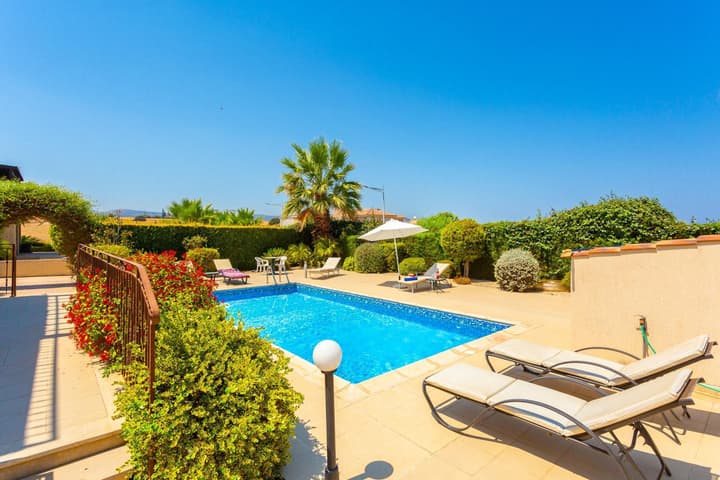 Villa Fortuna Large Private Pool Walk to Beach Sea Views A C Wifi Car Not Required - 2630