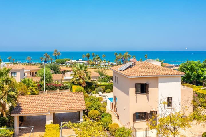 Villa Fortuna Large Private Pool Walk to Beach Sea Views A C Wifi Car Not Required - 2630