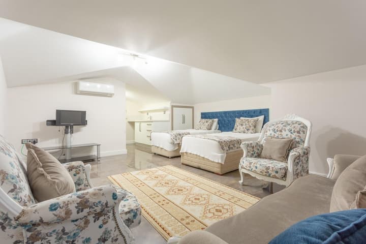 Villa Ozcelik Large Private Pool A C Wifi Car Not Required Eco-friendly - 2833