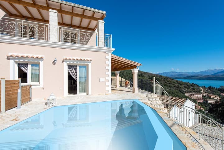 Villa Frosso Large Private Pool Walk to Beach Sea Views A C Wifi Car Not Required - 556