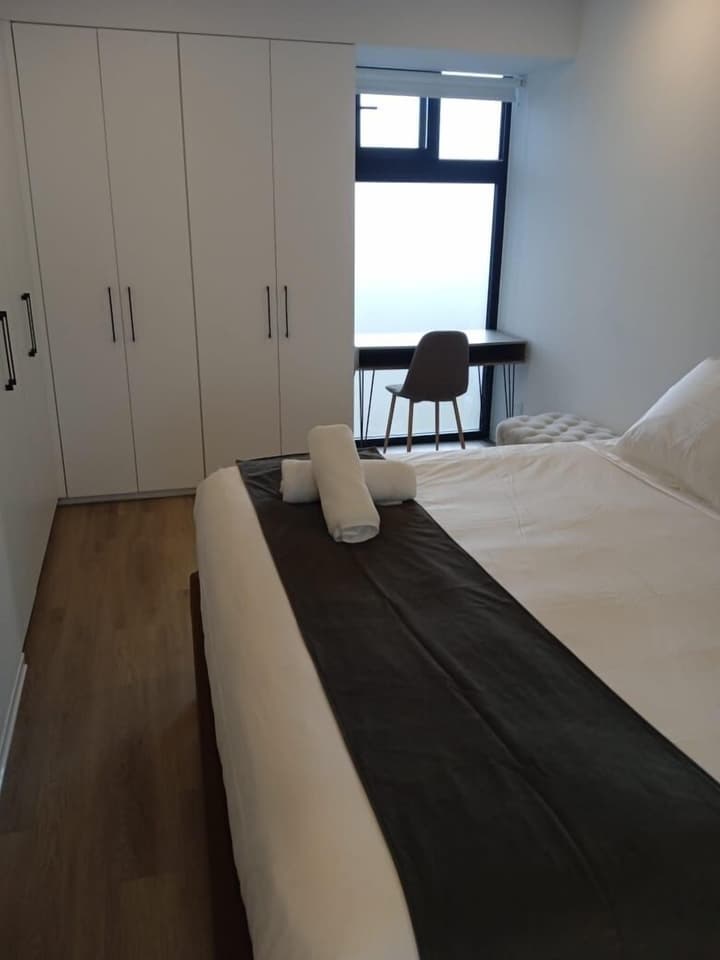 BEE Suites San Jose - Escalante