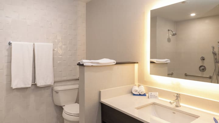 Holiday Inn Express & Suites Tijuana Otay by IHG
