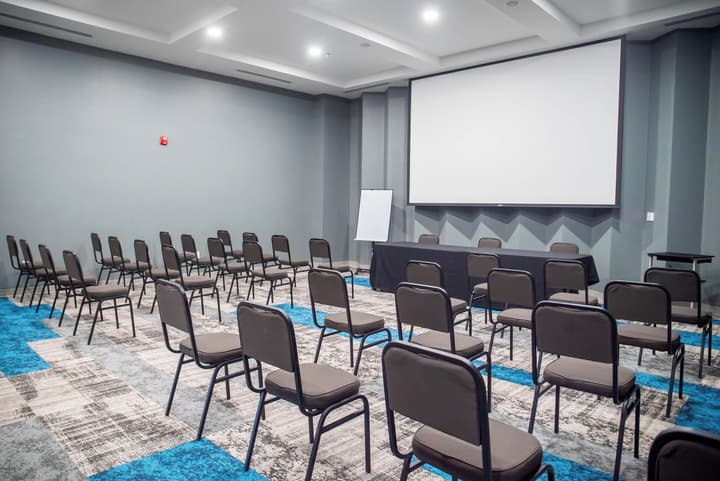 Holiday Inn Express & Suites Tijuana Otay by IHG