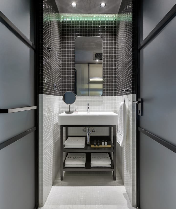 ONOMA Hotel