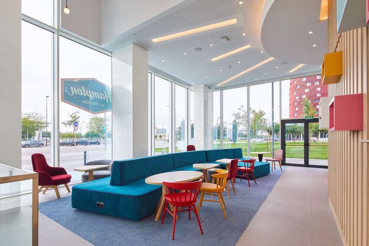 Hampton by Hilton Barcelona Fira Gran Via