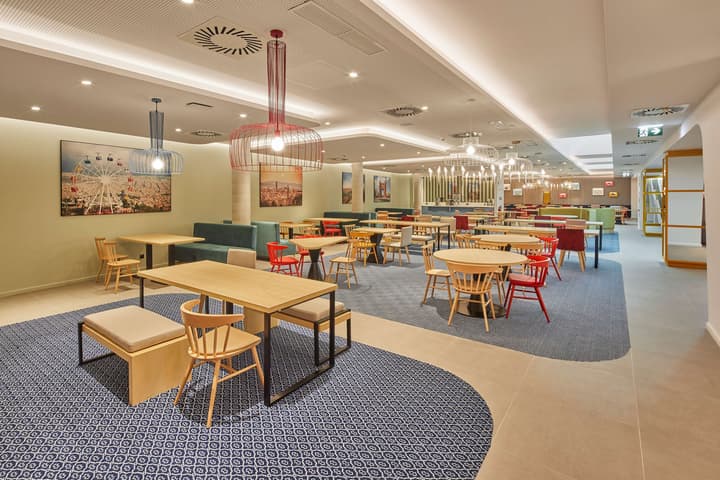 Hampton by Hilton Barcelona Fira Gran Via