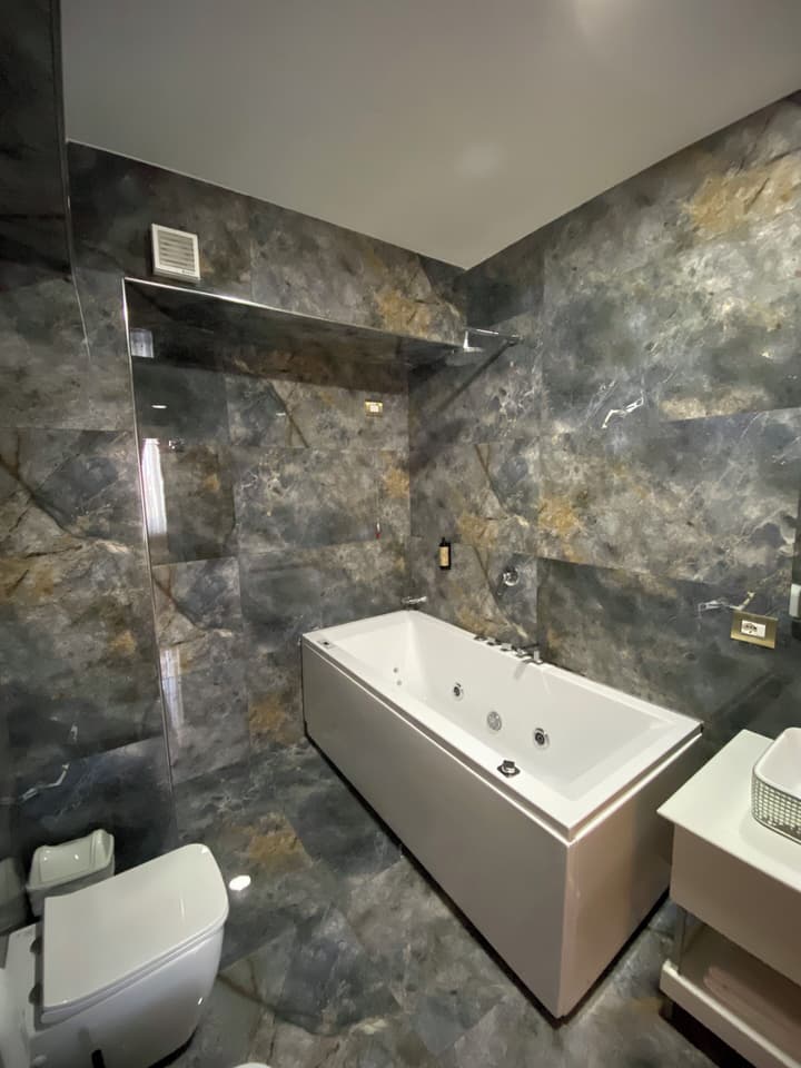 HOTEL ROZAFA