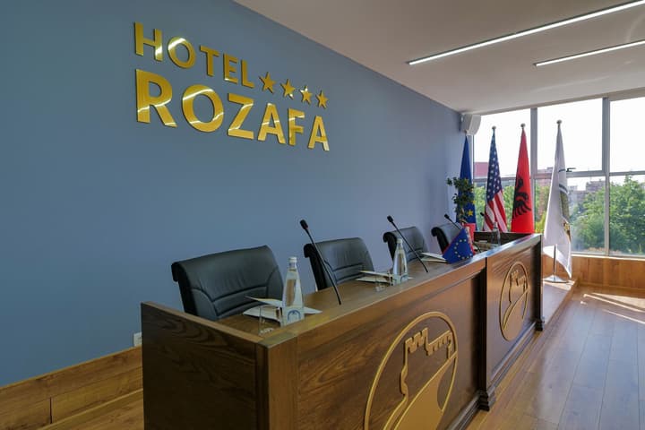 HOTEL ROZAFA