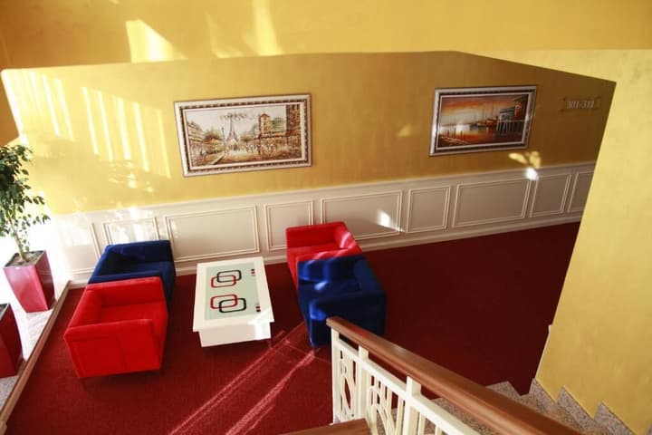 HOTEL ROZAFA