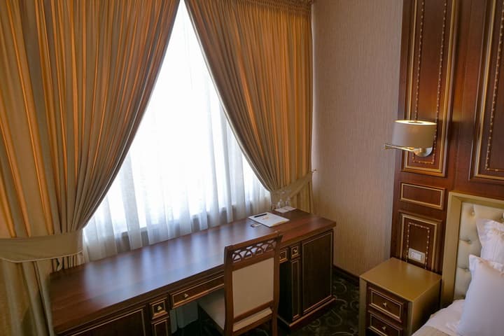 HOTEL ROZAFA