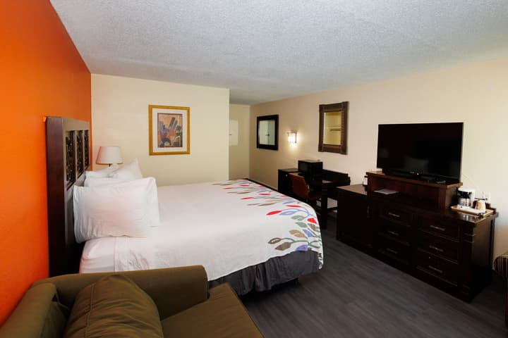 Garnet Inn & Suites, Orlando