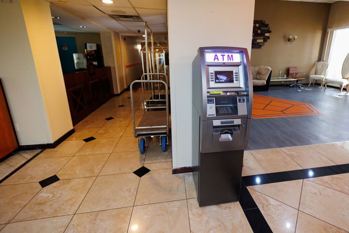 Garnet Inn & Suites, Orlando