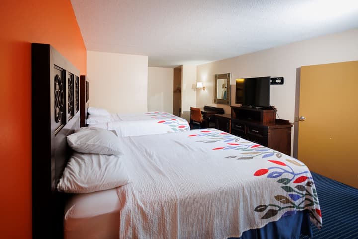 Garnet Inn & Suites, Orlando