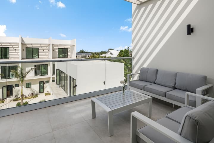 Seascape Grace Bay Hotel & Townhome Villas