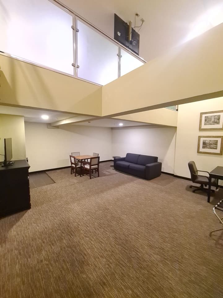 Urban Green Hotel & Suites