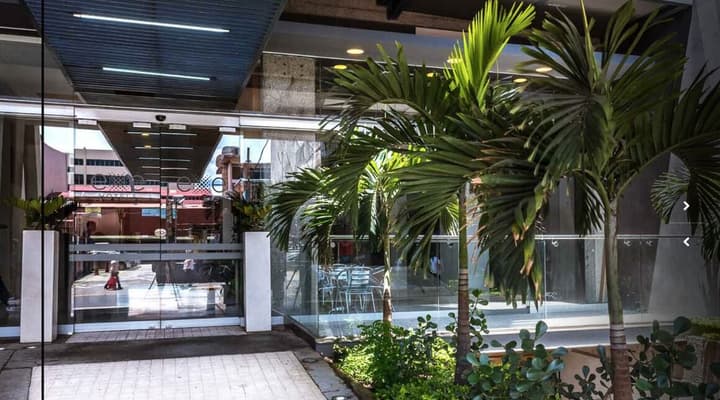 Urban Green Hotel & Suites