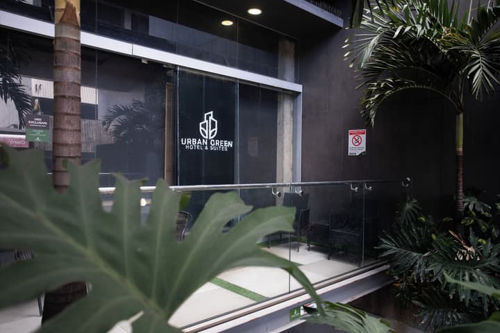 Urban Green Hotel & Suites
