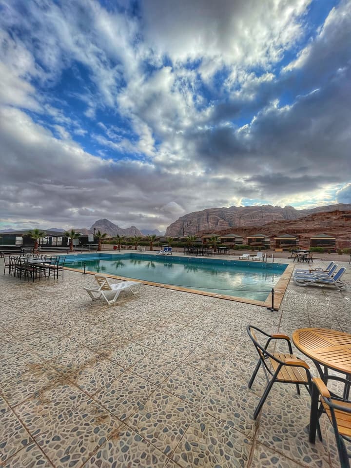 Rum Oasis Luxury Camp