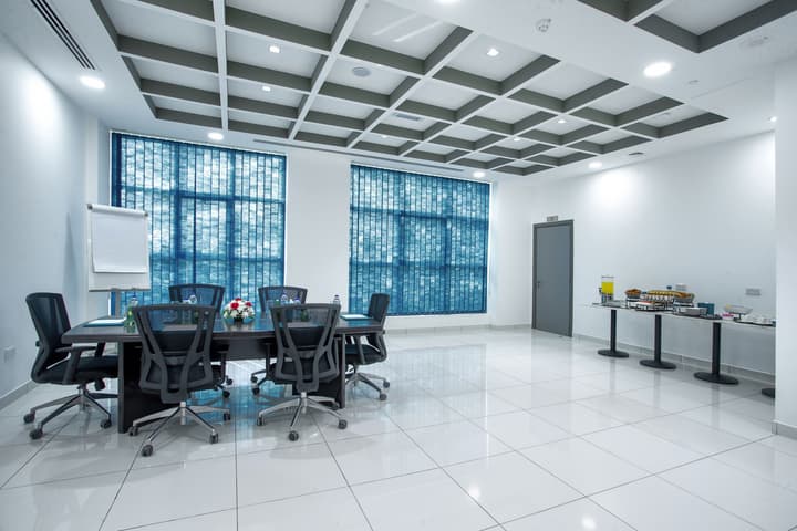 City Avenue Al Reqqa Hotel