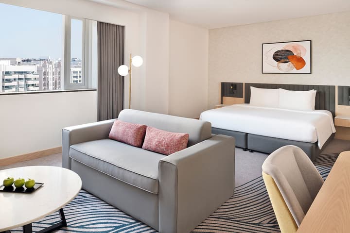 Crowne Plaza Dubai Jumeirah by IHG