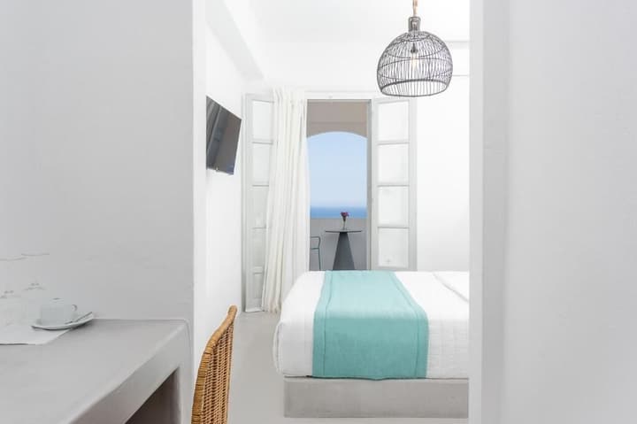 Nuvia Suites