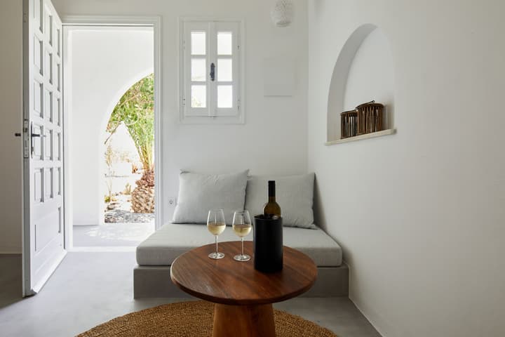 Nuvia Suites