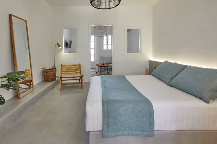 Nuvia Suites