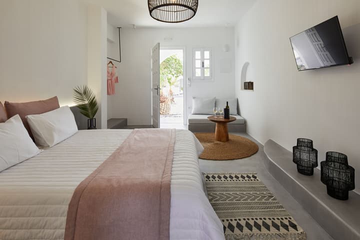 Nuvia Suites