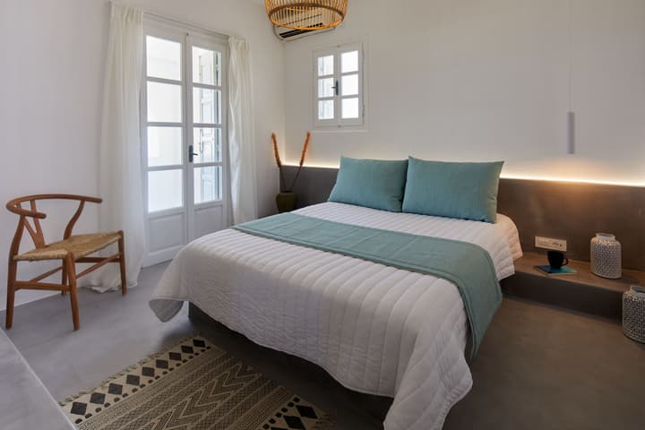Nuvia Suites