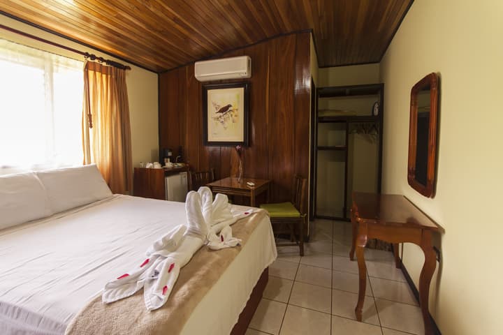 Arenal Waterfall Lodge