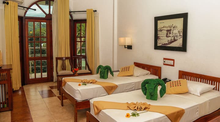 Senani Hotel