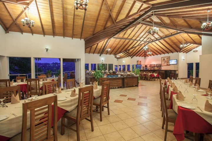 Senani Hotel