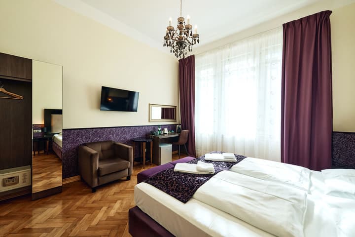 Hotel Pension Baron am Schottentor
