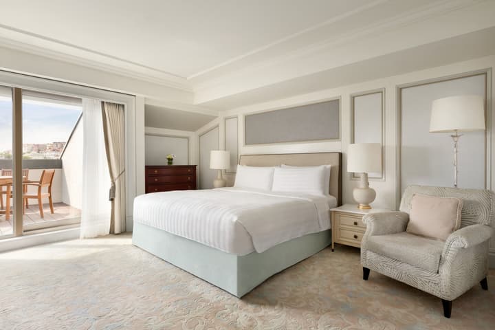 Shangri-La Bosphorus, Istanbul
