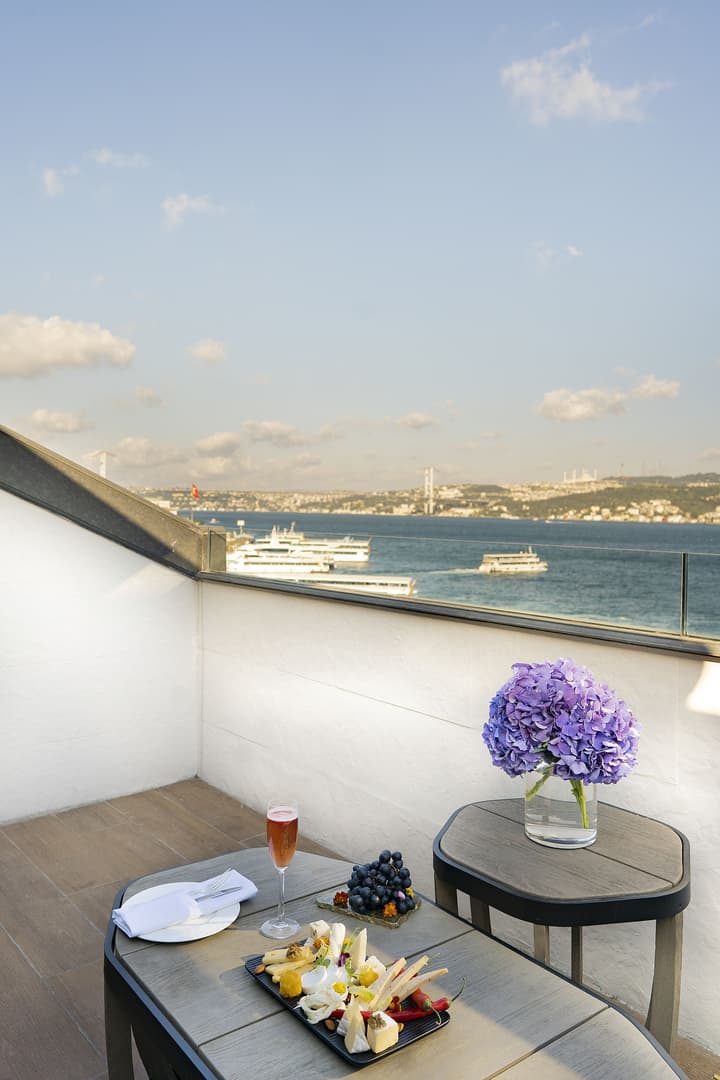 Shangri-La Bosphorus, Istanbul
