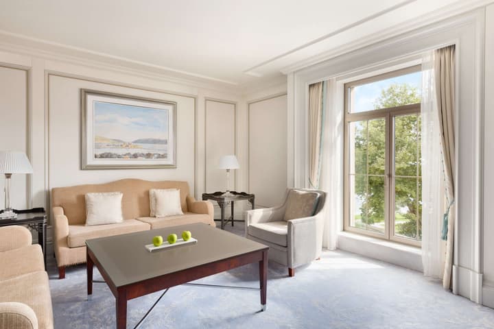 Shangri-La Bosphorus, Istanbul