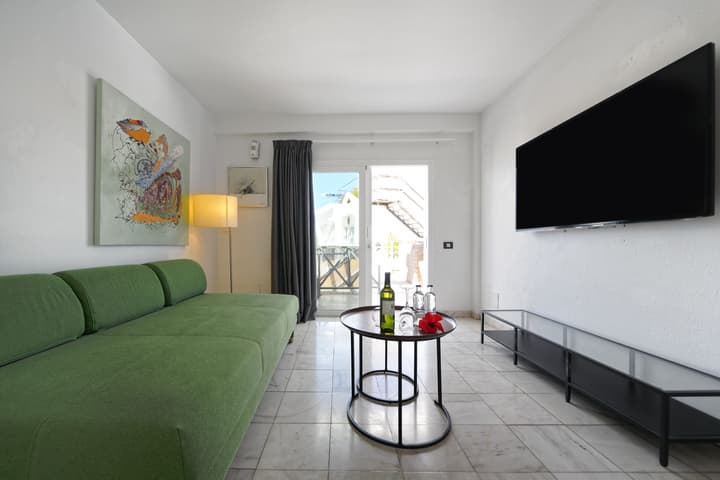 Vista Bonita Gay & Lesbian only Resort