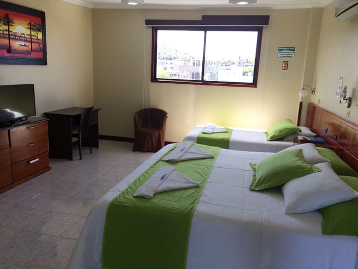 Hotel Los Algarrobos